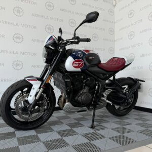 Triumph Trident 660 Triple Tribute