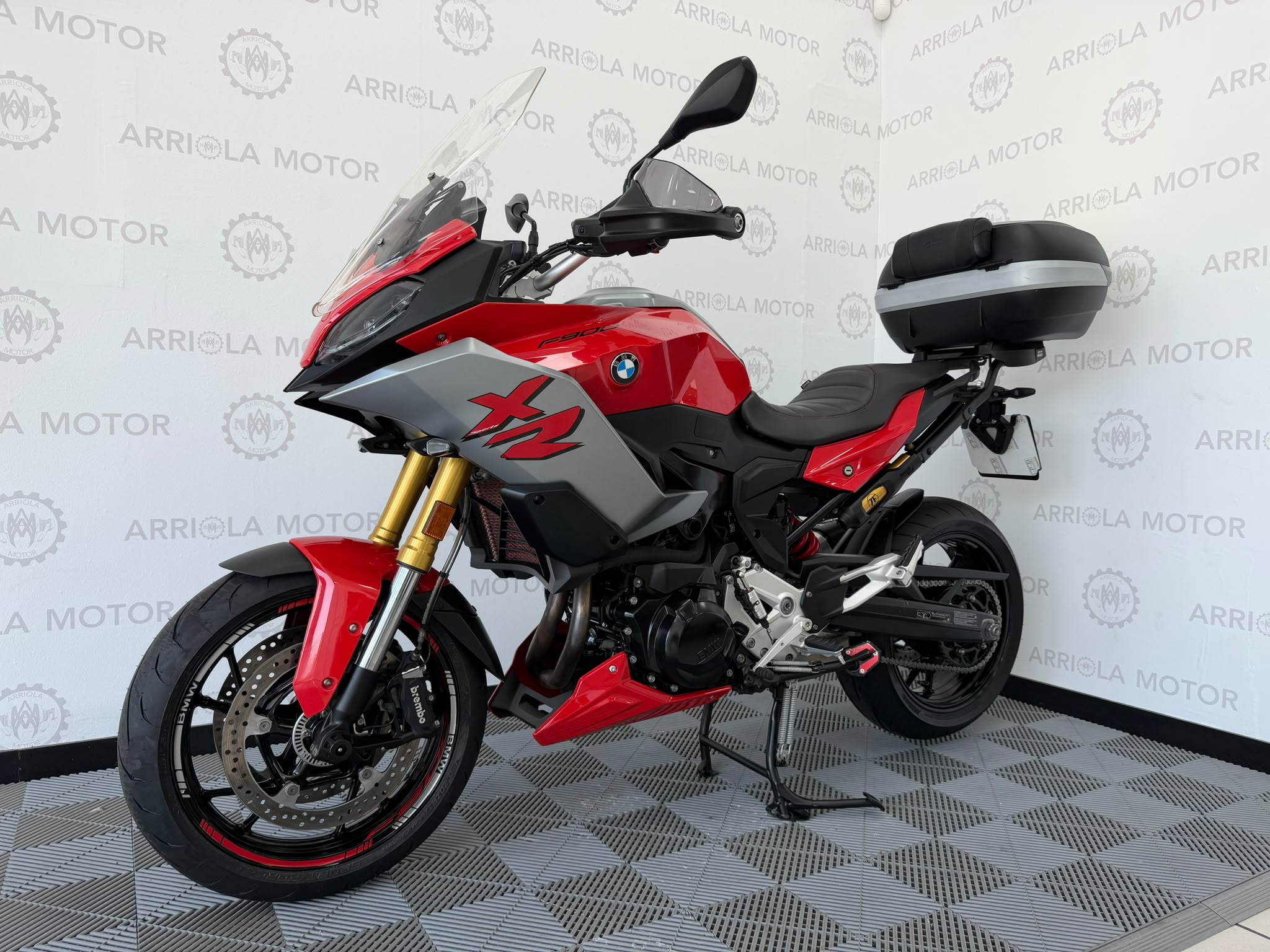 BMW F900XR BMW F900XR