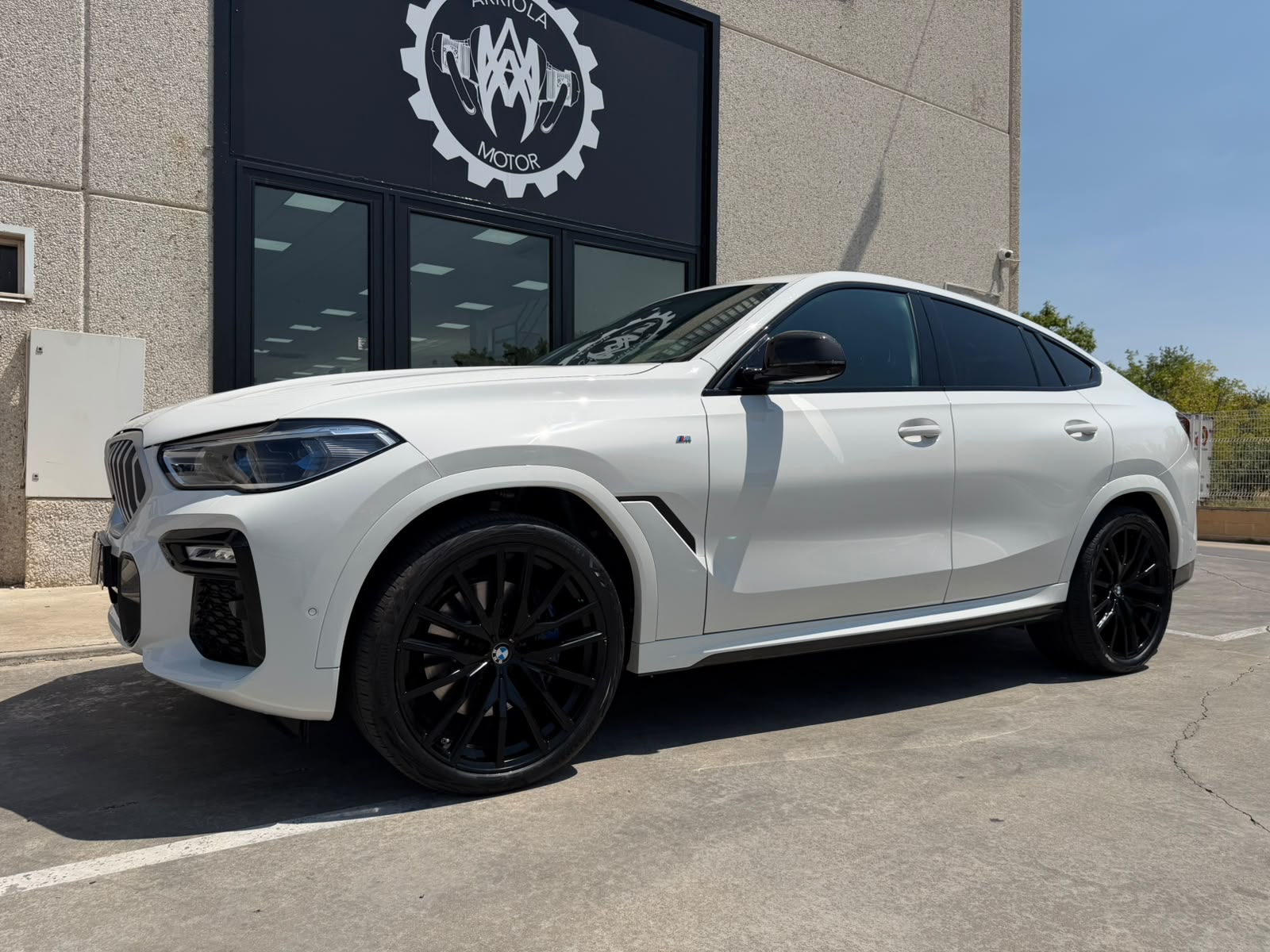 4 BMW X6