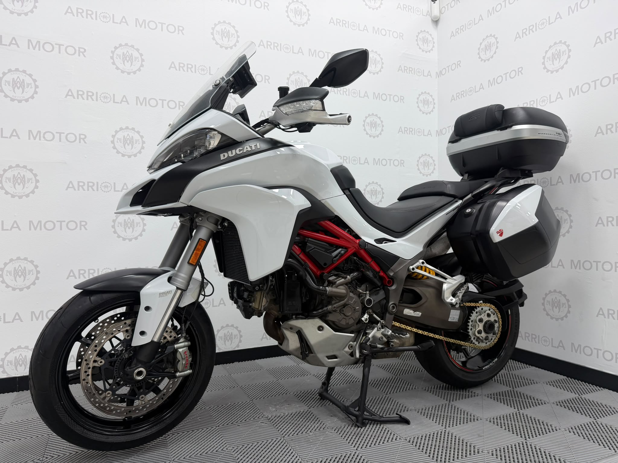 1 Ducati Multistrada 1200 S