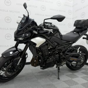 Kawasaki Z900 2025