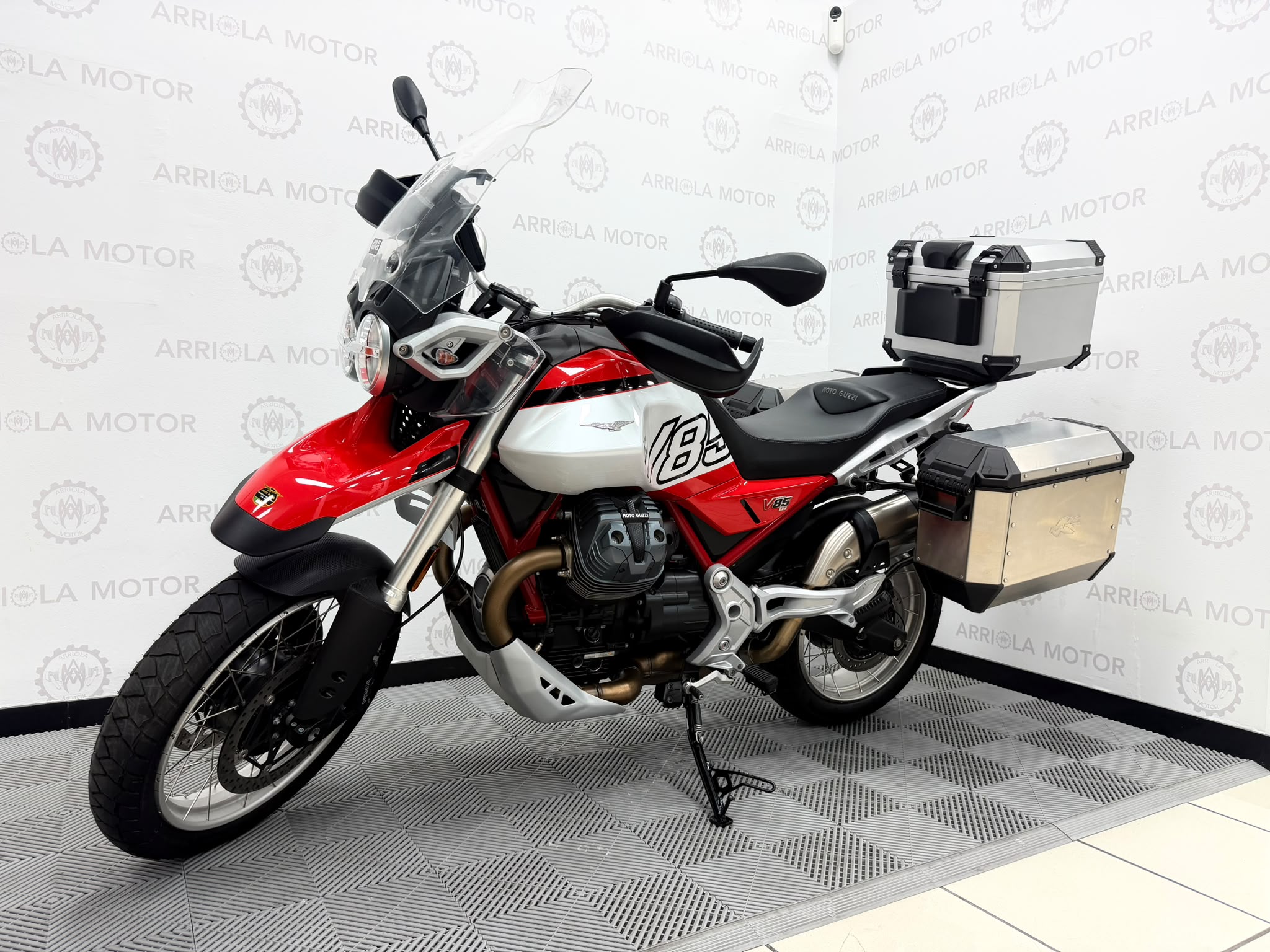 Moto Guzzi V85 TT